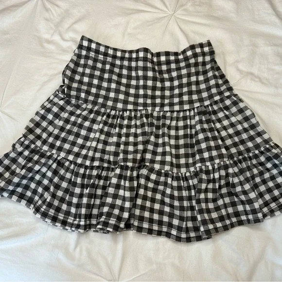 Checkered skirt i hot sale saw it first